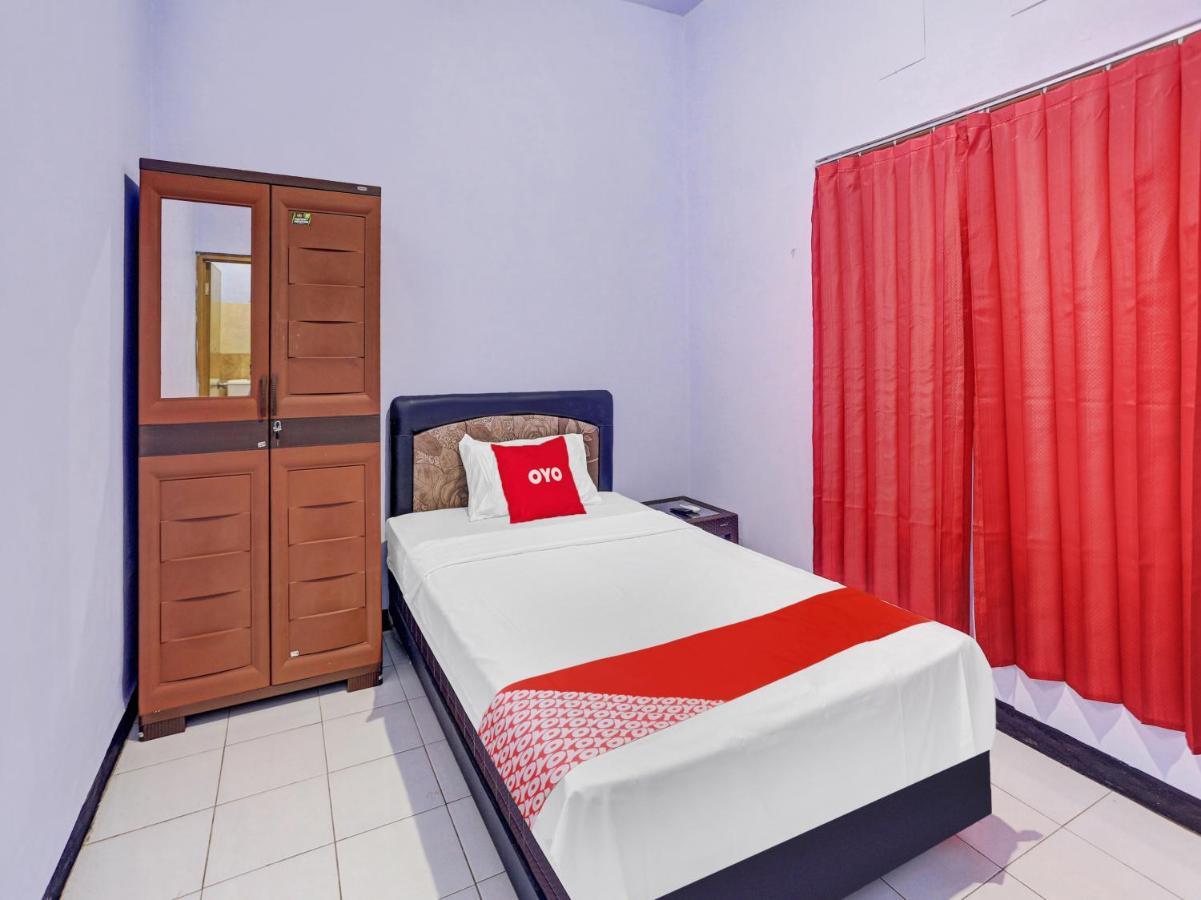 Hotel Oyo 90344 Wijayanti Banyuwangi  Exterior foto